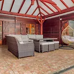Villa Exotique